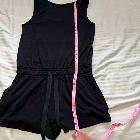 Aritzia Wilfred Izabel Scoop Back Sleeveless Knit Romper Black size XSmall - Picture 15 of 15
